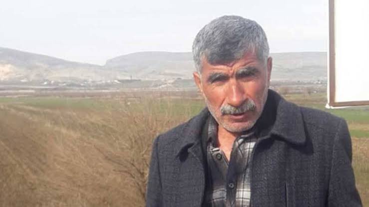 aratbaris_'s tweet photo. İnsanların uluorta kaçırıldığı, Gülistan'ın sesinin duyulmadığı, Şimuni ve Hurmüz Diril çiftinin yok sayıldığı, Yusuf Bilge Tunç'u, Mehmet Bal'ı kimsenin sahiplenmediği utanç verici bir döneme denk geldik.

#KayıplarNerede

BenKaçırıldım SesimiDuyun https://t.co/bS7AHJe5qv
