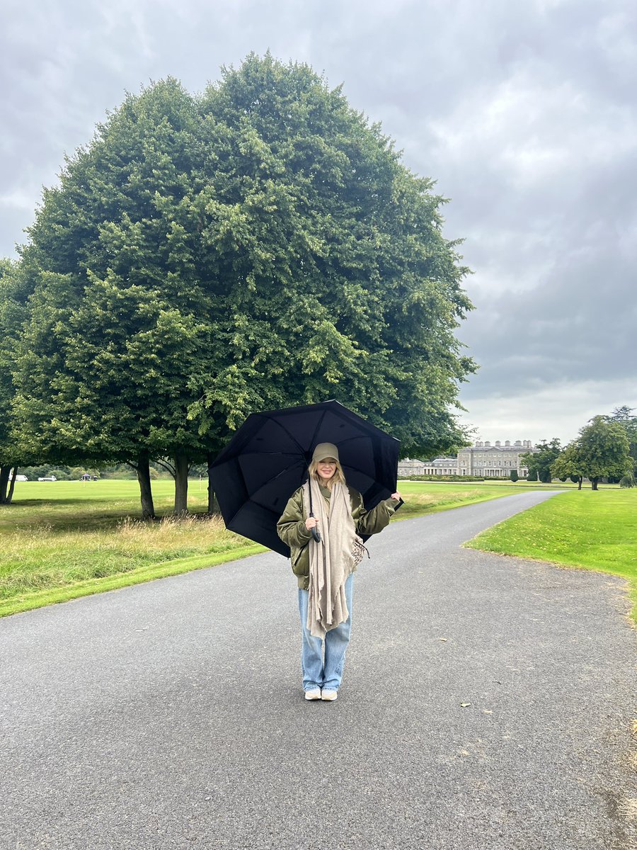 Kylie Minogue tweet media