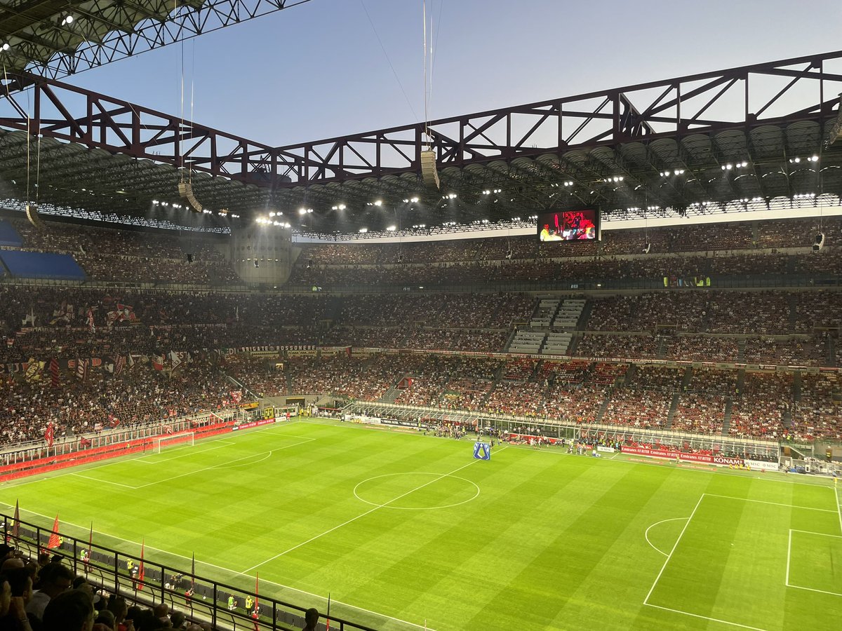 JayMac__'s tweet image. New season, new seat