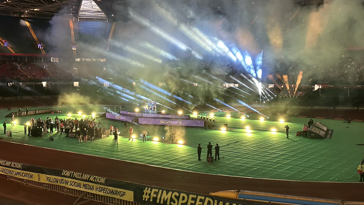 Champs707007's tweet photo. Another #CardiffGp that finished far too quickly but another great meeting https://t.co/qd76sVeyGi
