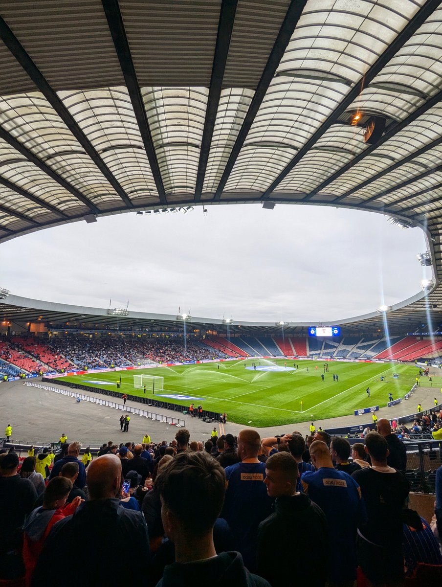 Rebecca Laughlin tweet media