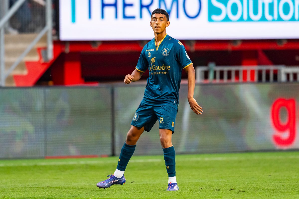 Wat een week voor Ayoub Oufkir! 
- Contract tekenen 📝
- Debuteren in de Eredivisie 🆕
- Assist geven bij de gelijkmaker ⚽️
<a href="/OpleidingSparta/">Jeugdopleiding Sparta Rotterdam</a>