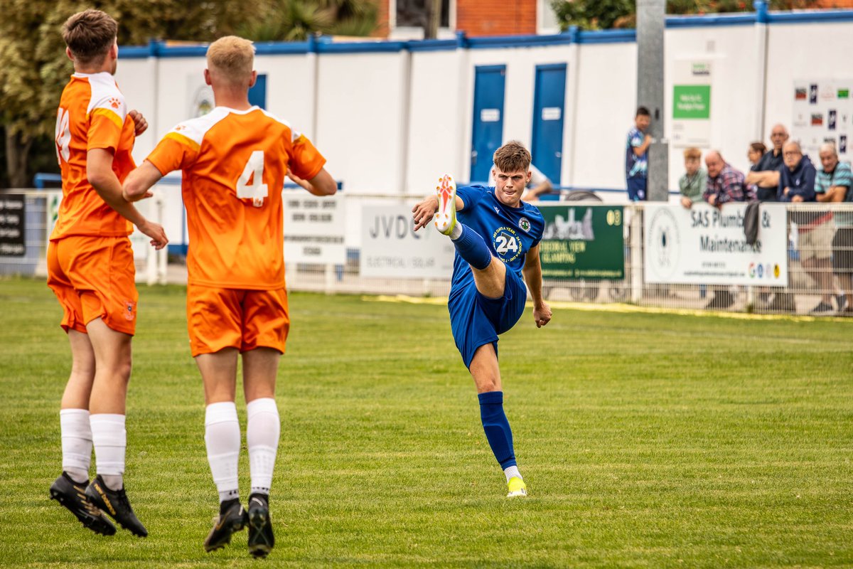 MKSimages tweet media