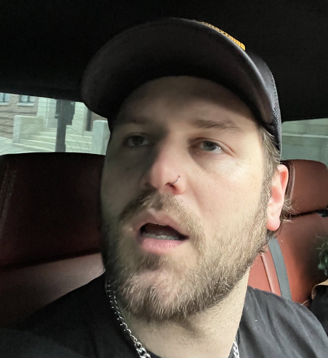 chrismel tweet media