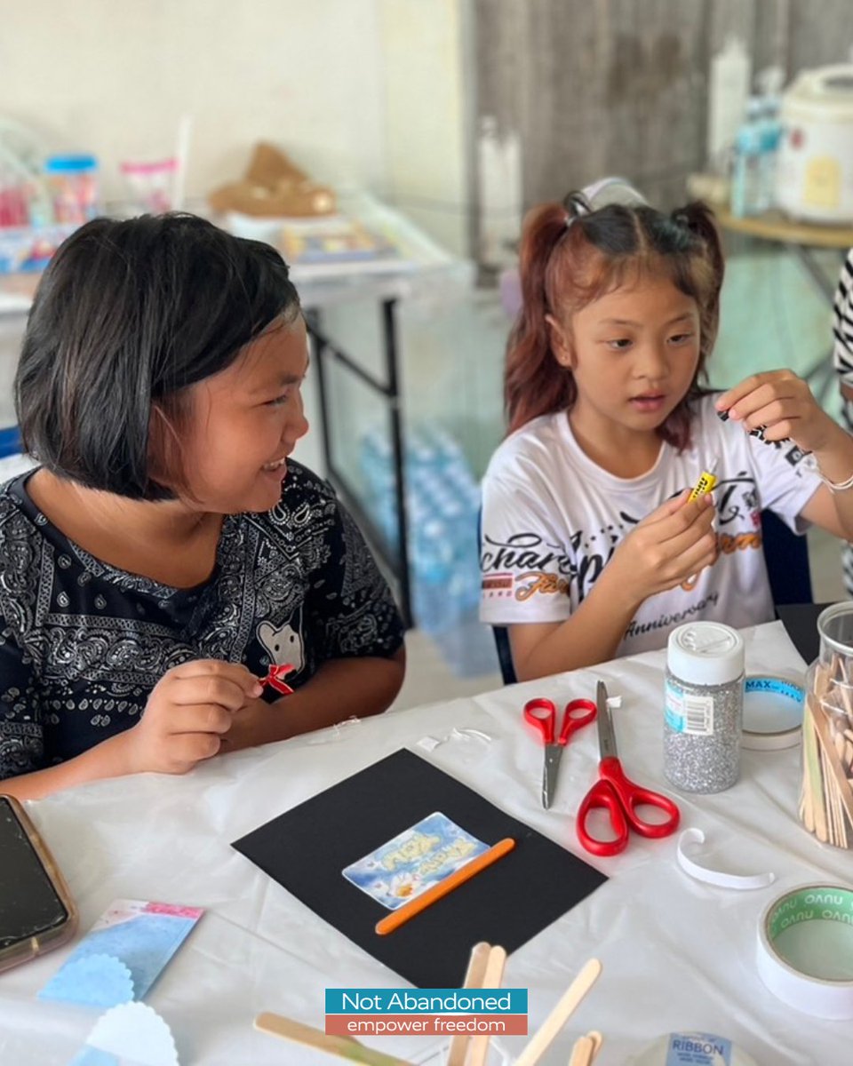Not_Abandoned's tweet photo. Students at our Korat Freedom Center in north eastern Thailand learning through art and activity during a school break. https://t.co/JS4APIQZel