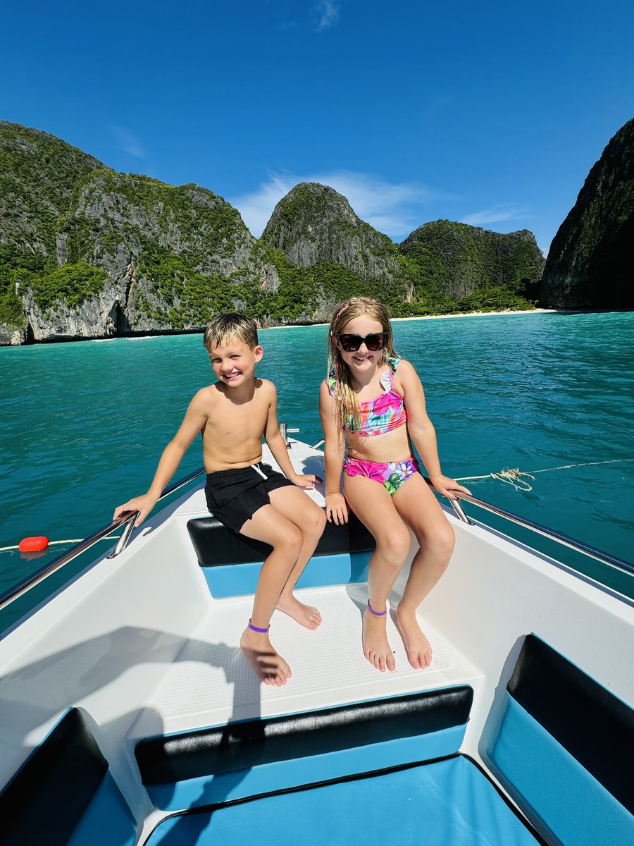 Aimee Waythe tweet media