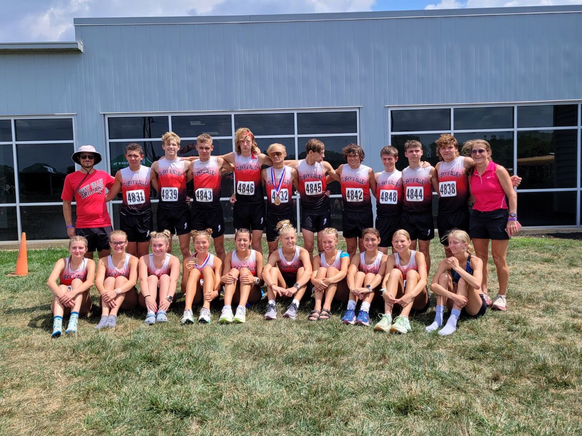 TVTrack_'s tweet photo. Congratulations to the Tusky Valley cross country teams today at the PreState meet. The  girls were 5th in the D2/3 race out of 37 teams. Trista lead the way with a 7th place finish. The boys placed 16th out of 44 teams. Cade lead the way  with a 16th place https://t.co/3BTO6tkDxy