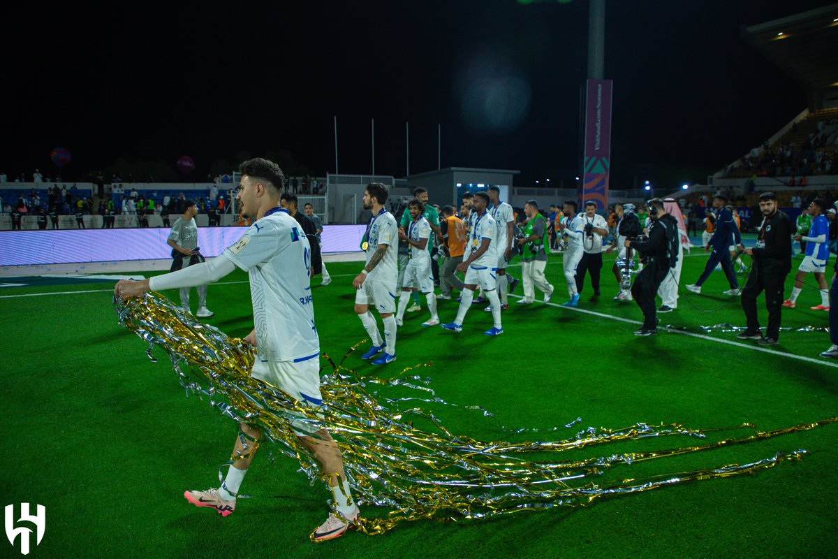 Alhilal_FC's tweet photo. هُنا يكتب #الهلال أمجاده 🏆💙
#الهلال_70بطولة https://t.co/pnsO6SrFyk