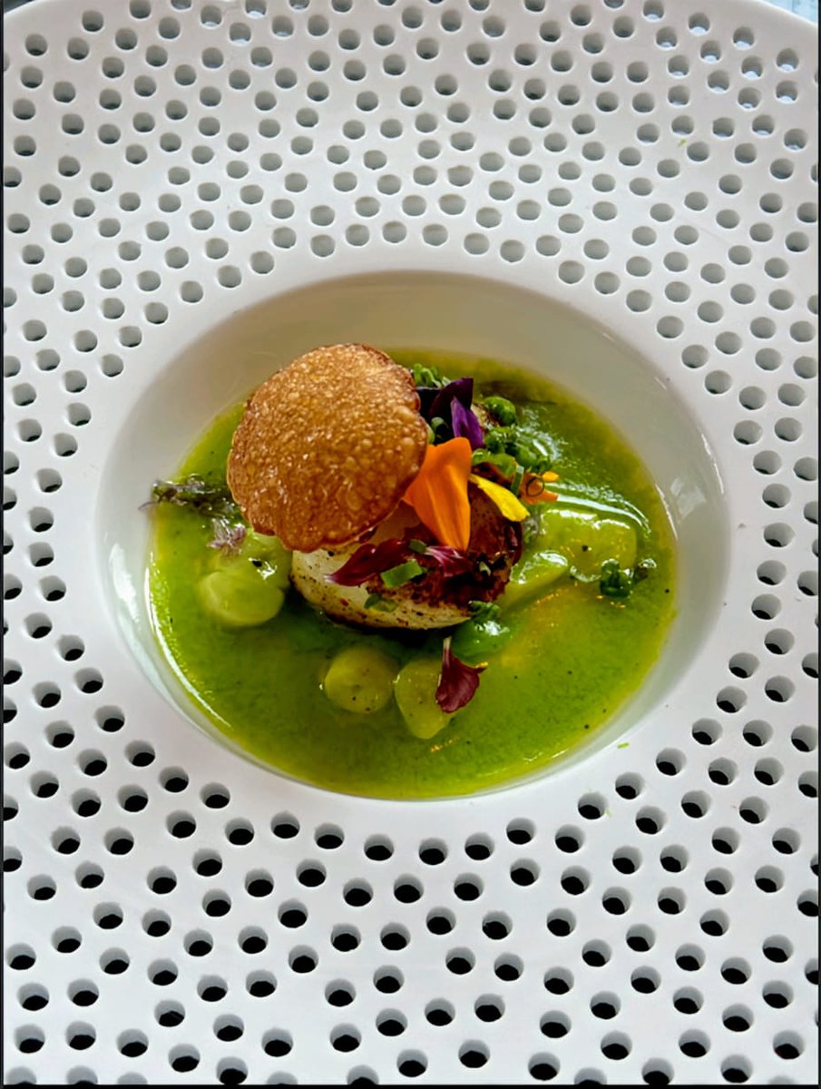 FranksKitchen's tweet image. Delighted to receive this endorsement from somebody we respect very much. #joshjosephson 
4 stars "ONE OF TORONTO'S GREATS"