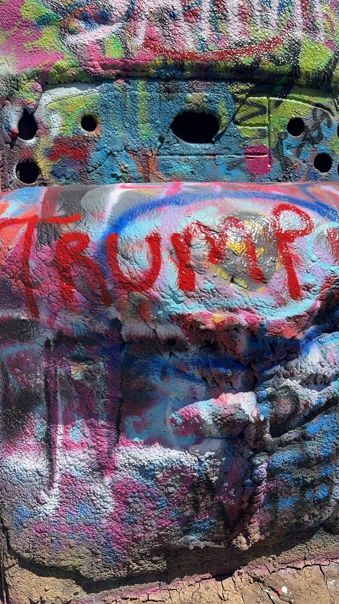 DAC_2's tweet photo. @realDonaldTrump @EricTrump @IvankaTrump @LaraLeaTrump @MELANIATRUMP @DonaldJTrumpJr  We splashed your name all
Over @ Cadillac ranch in Amarillo TX! ❤️🙌 https://t.co/F6nBVltJMD