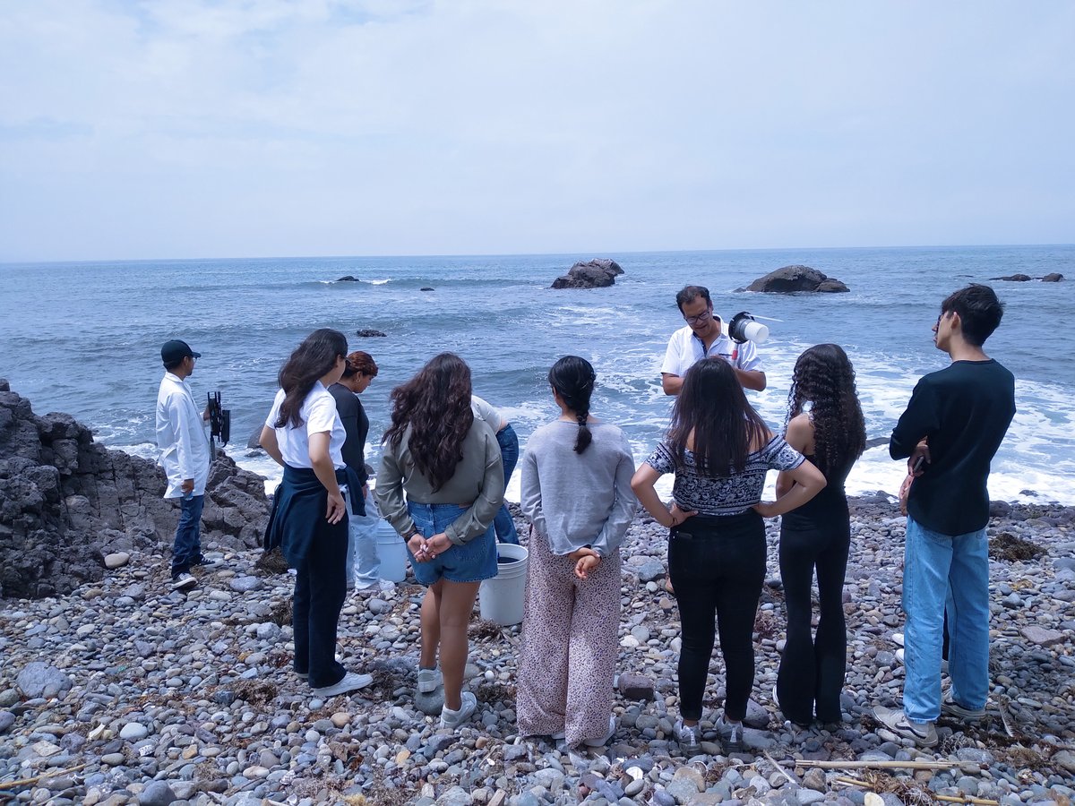 ClubesCienciaMx's tweet photo. Recuerdos científicos en #Ensenada 🤞🌟
Compartimos algunas de nuestras imágenes favoritas de Sede Ensenada 🌴💙 ¡Gracias por estas semanas llenas de conocimiento! #CdeCMx
#Ciencia #STEMAmericas #nonprofit https://t.co/rSTlv0los1