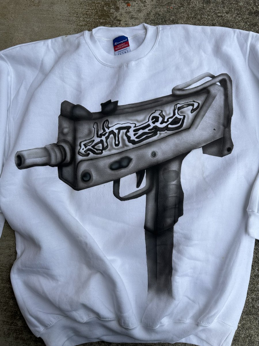 rykeise's tweet photo. working on new 1of1s. https://t.co/bEen1ee4pD