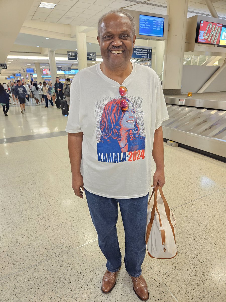 Smith4Delegate's tweet image. Arrived in Chicago a little early for the DNC. My father has never worn another politician's t-shirt other than mine. He picked me up at the airport like this:
#DadsForKamala
#MidwestDads
#DNCChicago
#HarrisWalz2024