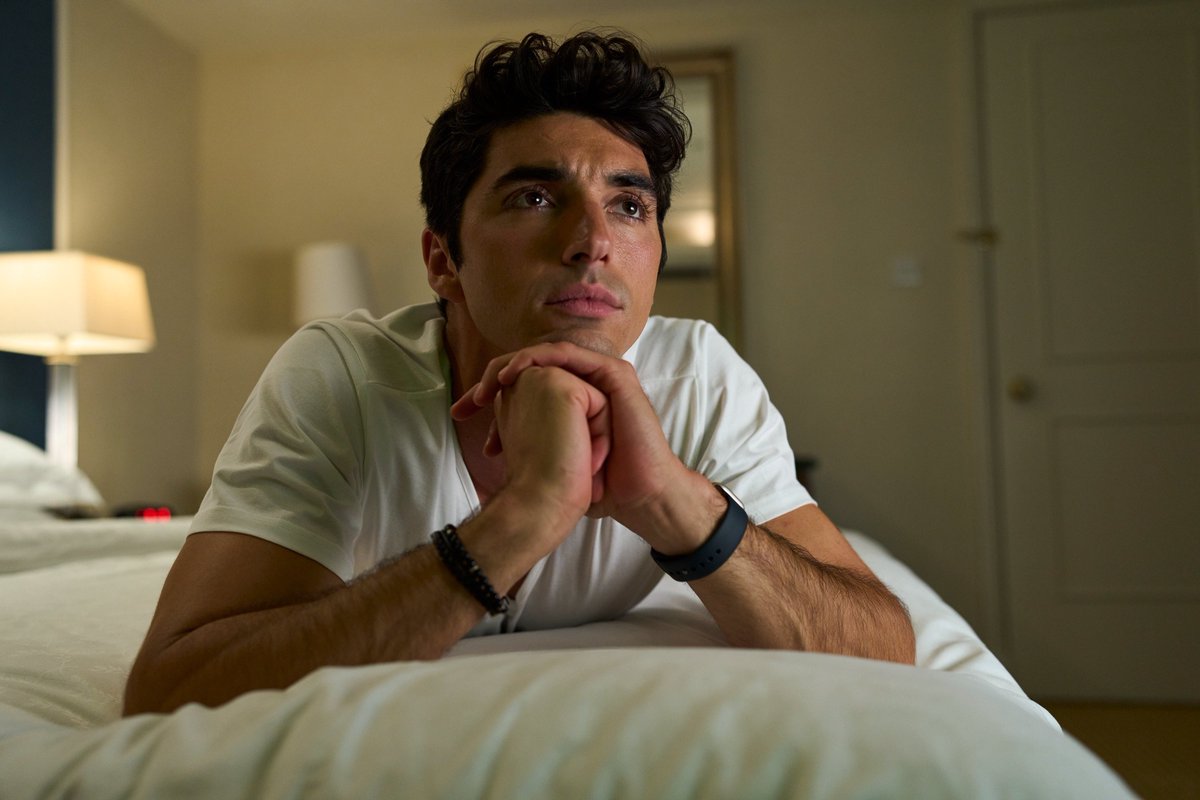 ThatAGCD's tweet image. He may be daydreaming...