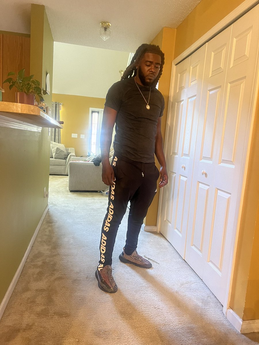 BigHomieSean's tweet photo. https://t.co/bIXjowsUNm
