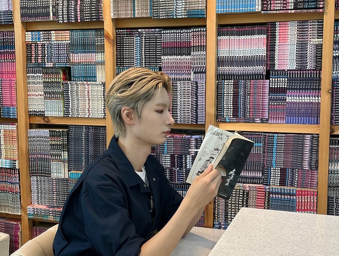 BigOceanArchive's tweet photo. 📸 - 240622 Instagram

[jiseok] 👀 Let‘s read book together, PADO!

[지석] 👀 같이 봐요, 파도!

#bigocean #bigoceanjiseok #jiseok #빅오션 #빅오션지석 #지석 #cafe #cafephoto #boyfriendgifs #photo #selfie #selfitime #lifestyle #daily https://t.co/YQ6xxmuVHw