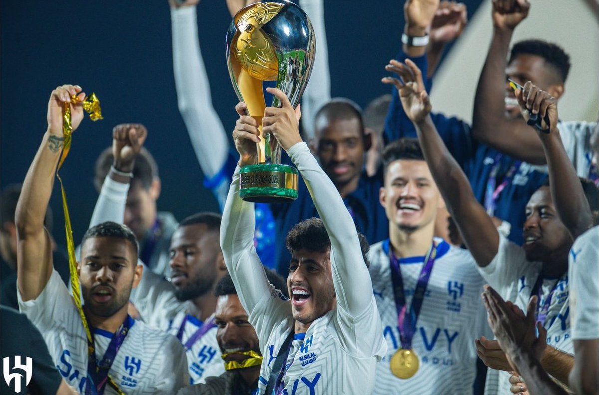 محمد القحطاني (@mohamed_alqah10) on Twitter photo ألف ألف مبروك يازعماء اول بطوله في الموسم وان شاء الله بدايه خير يارب 💙💙😍🏆🤲🏻
<a href="/Alhilal_FC/">نادي الهلال السعودي</a> ألف ألف مبروك يازعماء اول بطوله في الموسم وان شاء الله بدايه خير يارب 💙💙😍🏆🤲🏻
<a href="/Alhilal_FC/">نادي الهلال السعودي</a>