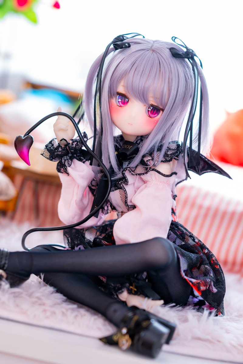 悪魔がうちにやって来た👿‼️

ニィ『なぁお前、悪魔の私を目の前にして感想の一つでも言ってみろ👿』

めちゃロリ悪魔ちゃん素晴らしい‼️

ニィ『お前、絶対やっばい奴だろ👿』

#nasuっ子
#MDDはいいぞ