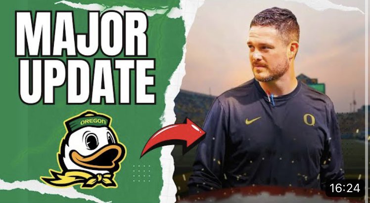 HightopOregon's tweet photo. After a stint in Twitter jail, we’re back with a banger! Oregon Ducks FAVORED to land STUD edge RUSHER, INJURY UPDATES, and 2025 COMMIT
https://t.co/vz16vLsDS5 https://t.co/kgBW1Y84Np