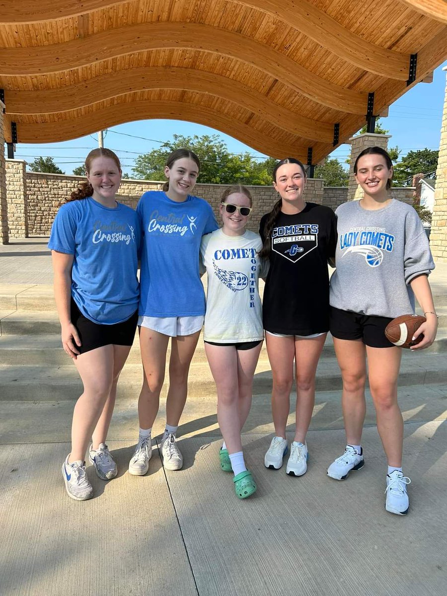 CCHS_CometsAD tweet media