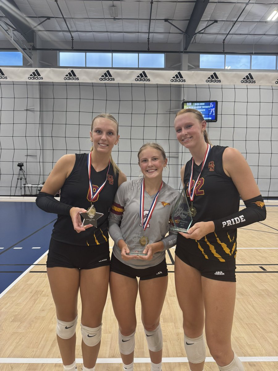 DS Tiger Volleyball (@dstigervball) on Twitter photo Congratulations to:
Henley Anderson - Tournament MVP
Callie Krueger - Tournament Defensive Player
Christa Wilburn - All-Tournament Team
We are so proud of you! 👏 🥇
<a href="/calliekru2025/">Callie Krueger</a> <a href="/HenleyAnderson/">HENLEY ANDERSON</a> <a href="/christaw_vball/">Christa Wilburn</a> <a href="/var_austin/">VAR</a> Congratulations to:
Henley Anderson - Tournament MVP
Callie Krueger - Tournament Defensive Player
Christa Wilburn - All-Tournament Team
We are so proud of you! 👏 🥇
<a href="/calliekru2025/">Callie Krueger</a> <a href="/HenleyAnderson/">HENLEY ANDERSON</a> <a href="/christaw_vball/">Christa Wilburn</a> <a href="/var_austin/">VAR</a>