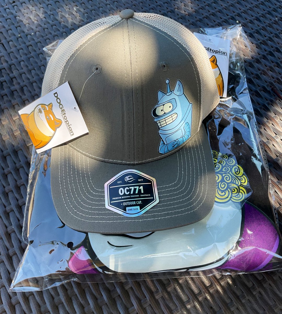 GoDogeArmy's tweet photo. What a pleasant surprise!
Thank you @CornDoges 🧢 👕
#DogeMerch https://t.co/WAiWqMpYnD