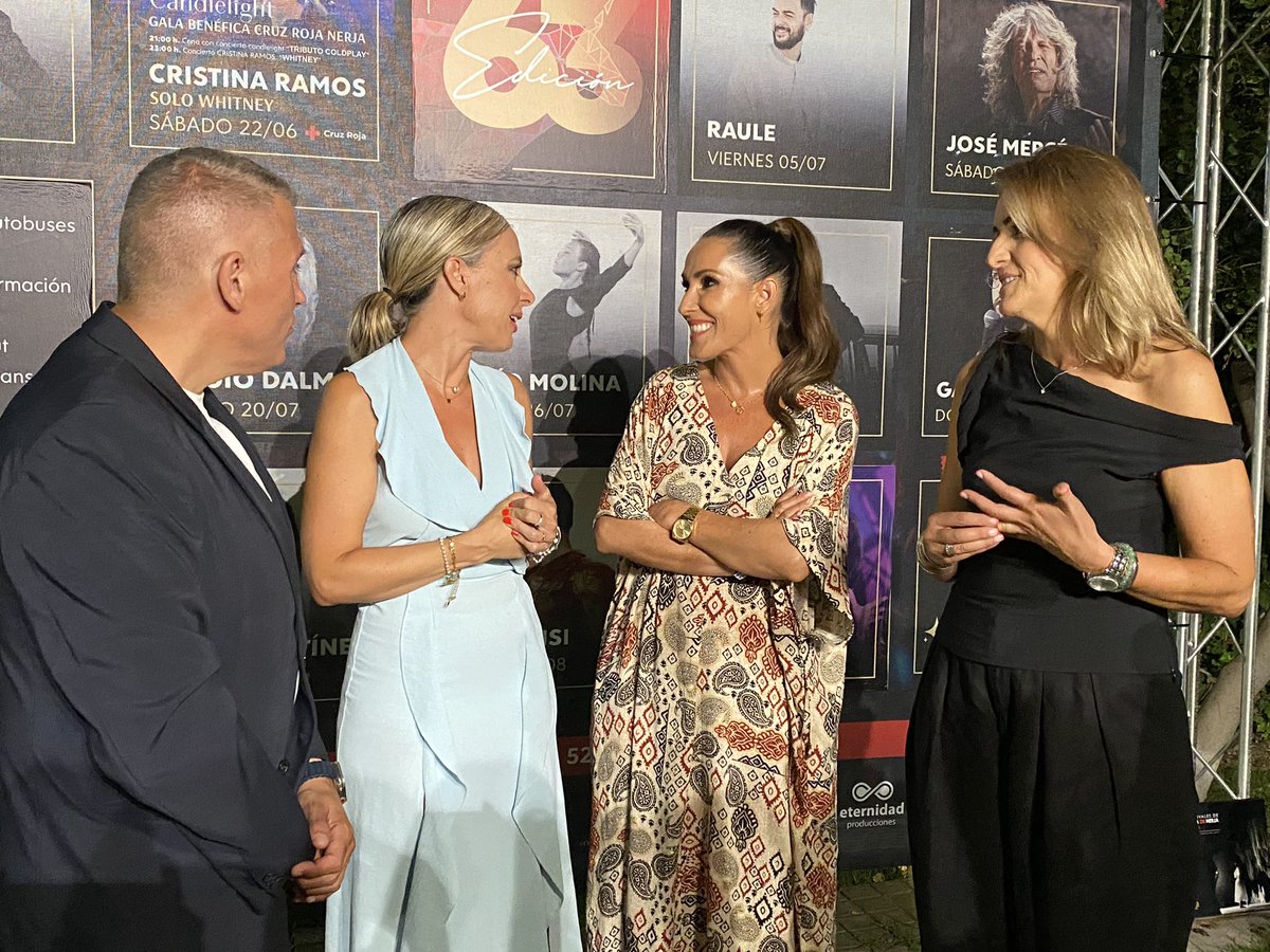 FestCuevaNerja's tweet photo. La última firma de esta edición del #63FestivalCuevaDeNerja ya está plasmada en el libro de la @CuevadeNerja y es la de @_MaluOficial_ 🖊️📕

#FestivalCuevaDeNerja https://t.co/eEOnrzn4zc
