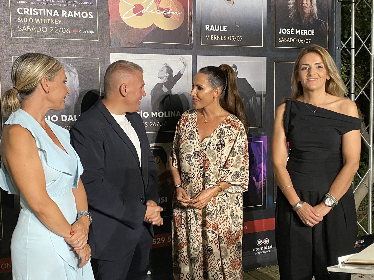 FestCuevaNerja's tweet photo. La última firma de esta edición del #63FestivalCuevaDeNerja ya está plasmada en el libro de la @CuevadeNerja y es la de @_MaluOficial_ 🖊️📕

#FestivalCuevaDeNerja https://t.co/eEOnrzn4zc