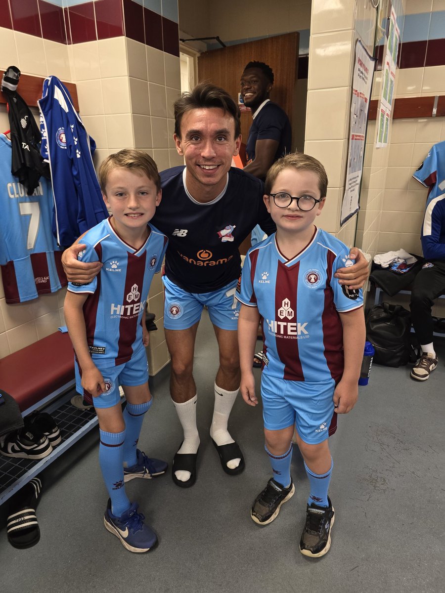 Pʜɪʟ Pɪɴᴅᴇʀ tweet media