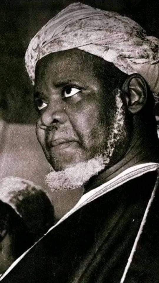 “Whoever does not bear the humiliation of knowledge for a period of time,  will 
remain in darkness of ignorance forever.”

     - Shāykh Al-islam Hajj Ibrahim Niasse رضي الله عنه
