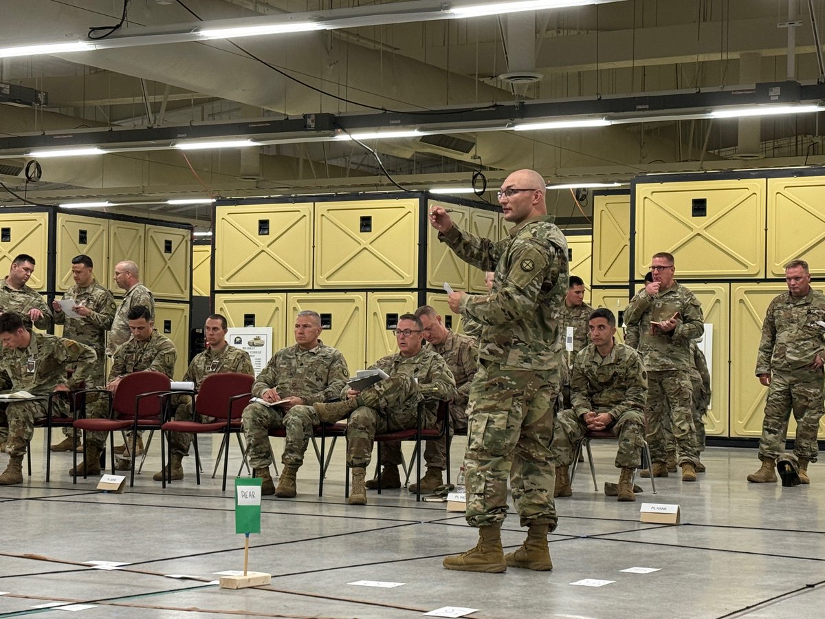 35th Infantry Division (@35div) on Twitter photo 35ID staff and 35th DIVARTY work together to perfect their products during an Intel Collection and Fires Rehearsal. Under the <a href="/USNationalGuard/">National Guard</a>'s #AlignmentForTraining plan, division HQs are being aligned with subordinate brigades. #interoperability | #Army2030 35ID staff and 35th DIVARTY work together to perfect their products during an Intel Collection and Fires Rehearsal. Under the <a href="/USNationalGuard/">National Guard</a>'s #AlignmentForTraining plan, division HQs are being aligned with subordinate brigades. #interoperability | #Army2030