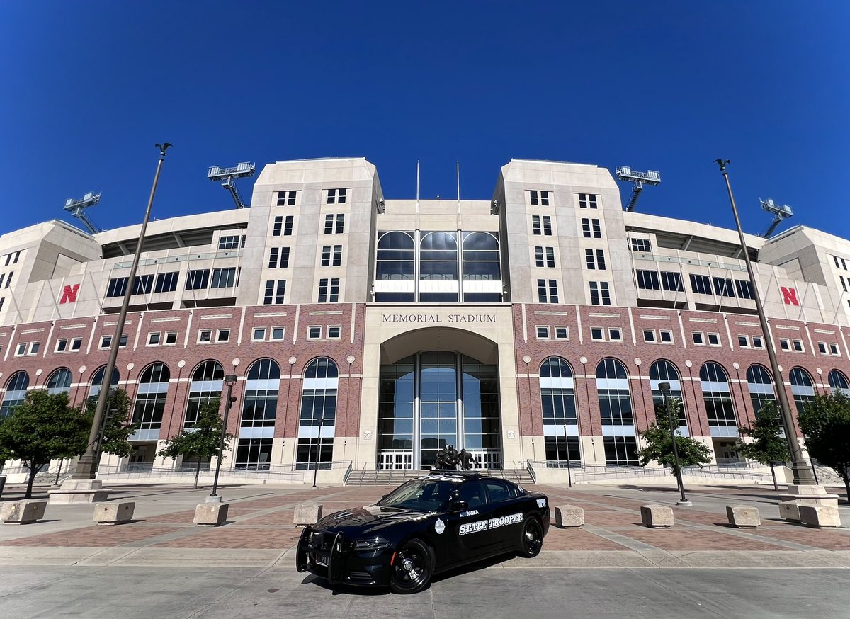 NEStatePatrol's tweet photo. Just two weeks until Husker Football. The #NSPSummer Tour checks in from Memorial Stadium.
📍Lincoln - Lancaster County
#GBR https://t.co/kQX7ls4Z3Y