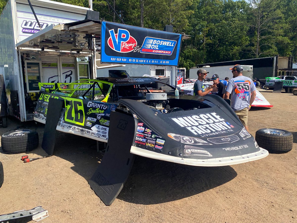 T r e v o r G o n z a l e s (@trevorgonzo_) on Twitter photo The Wells Motorsports machine of Evans, Georgia driver and <a href="/HuntTheFrontSDS/">Hunt the Front Super Dirt Series</a> points leader Brandon Overton
Overton has held the points lead all season after his season opening win at Talladega. He has been on the podium 7 times in 11 events with 9 top 5 finishes The Wells Motorsports machine of Evans, Georgia driver and <a href="/HuntTheFrontSDS/">Hunt the Front Super Dirt Series</a> points leader Brandon Overton
Overton has held the points lead all season after his season opening win at Talladega. He has been on the podium 7 times in 11 events with 9 top 5 finishes