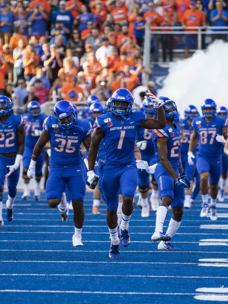 Odera Okaka 🇳🇬 (@odera_ao) on Twitter photo I am excited and blessed to announce I’ve received a D1 offer from Boise State University!!!🔵🟠 Back to work!!! <a href="/coachTcsm/">Tim Tulloch Sr.</a> <a href="/Coach_Sekona/">Coach Sekona</a> <a href="/coach_schrider/">Ben Hawk Schrider</a> <a href="/hardee9596/">CoachJHardee9596</a> <a href="/tlbutler5/">CoachTB.CSM Football</a> <a href="/Ogthetruth/">Coach OG</a> <a href="/bst_elite/">Big Skill Training 🏈</a> <a href="/BrandonHuffman/">Brandon Huffman</a> <a href="/BradHoiseth/">Brad Hoiseth</a> <a href="/JUCOFFrenzy/">JUCO Football Frenzy</a> <a href="/JuCoFootballACE/">JuCo Football Forer</a> <a href="/2Ddavis/">Ddavis</a> <a href="/DMV_Hype/">the DMV Hype</a> I am excited and blessed to announce I’ve received a D1 offer from Boise State University!!!🔵🟠 Back to work!!! <a href="/coachTcsm/">Tim Tulloch Sr.</a> <a href="/Coach_Sekona/">Coach Sekona</a> <a href="/coach_schrider/">Ben Hawk Schrider</a> <a href="/hardee9596/">CoachJHardee9596</a> <a href="/tlbutler5/">CoachTB.CSM Football</a> <a href="/Ogthetruth/">Coach OG</a> <a href="/bst_elite/">Big Skill Training 🏈</a> <a href="/BrandonHuffman/">Brandon Huffman</a> <a href="/BradHoiseth/">Brad Hoiseth</a> <a href="/JUCOFFrenzy/">JUCO Football Frenzy</a> <a href="/JuCoFootballACE/">JuCo Football Forer</a> <a href="/2Ddavis/">Ddavis</a> <a href="/DMV_Hype/">the DMV Hype</a>