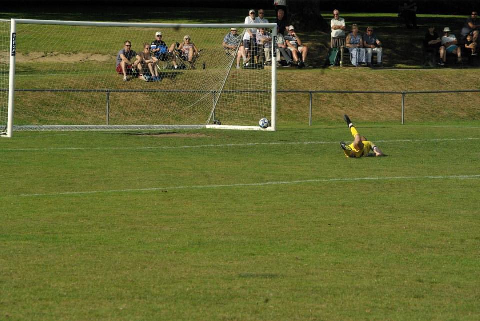 Liphook United FC tweet media