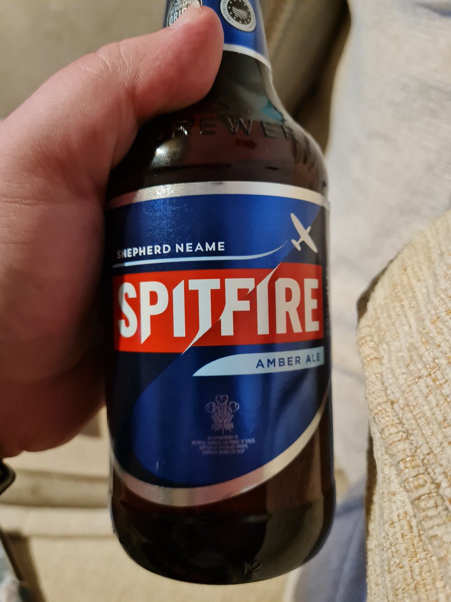 I wonder if <a href="/DaniLuna_pro/">Dani Luna</a> &amp; <a href="/JodyThreat/">Jody Threat</a> can tell who my favourite tag team is by my choice of dribk tonight 😆