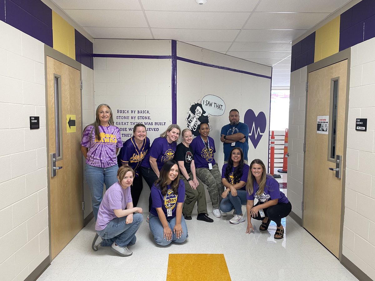 NISDHobbyHealth's tweet photo. This team is ready to welcome our Health Science Scholars to the Hawk Nest!💜⁦@ElCarranco1⁩ ⁦@NISDHobby⁩ ⁦@NISD⁩ ⁦@NISD_CTE⁩ #positivepurplepower #onceahawkalwaysahawk https://t.co/ckCpVxcYxe
