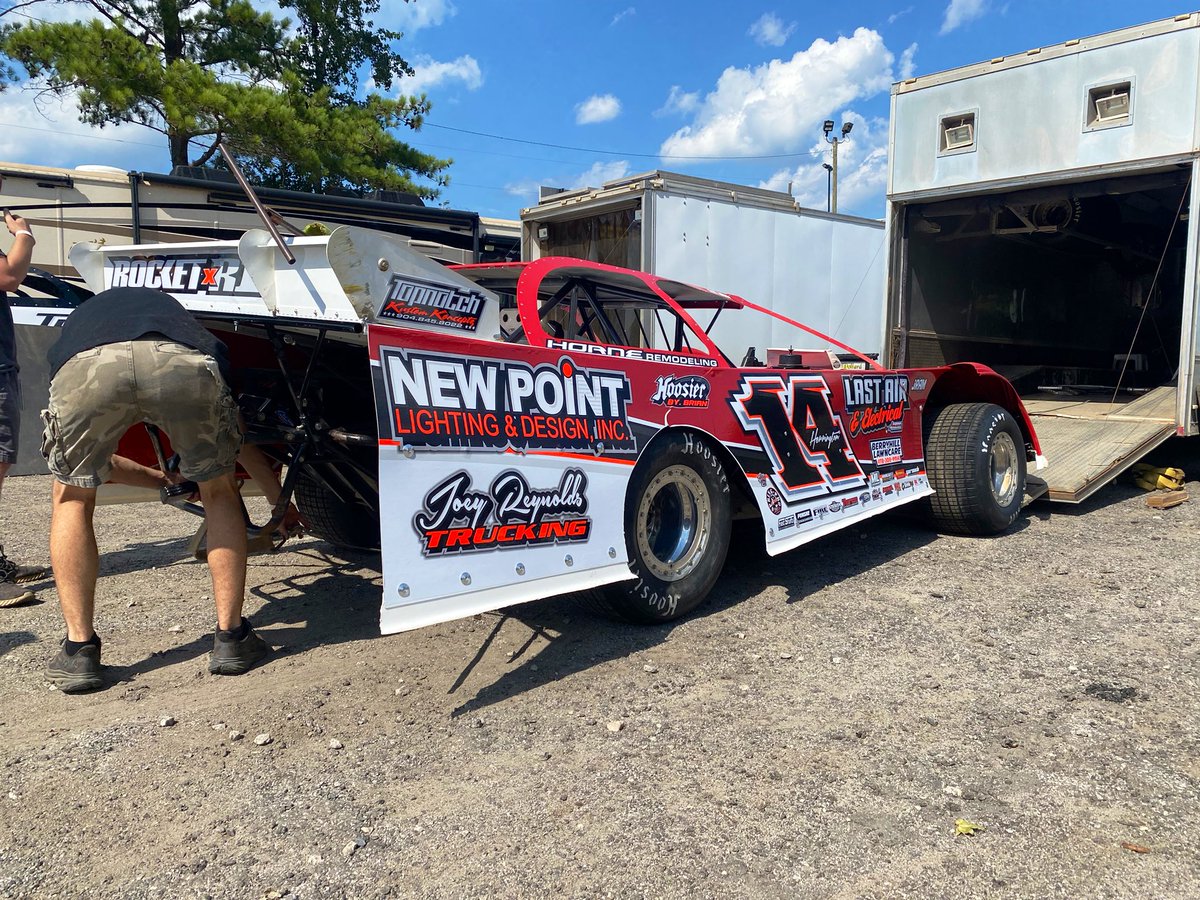 T r e v o r G o n z a l e s (@trevorgonzo_) on Twitter photo Hawkinsville, Georgia driver <a href="/WilHerrington14/">Wil Herrington</a> has unloaded his family owned <a href="/Rocket_Chassis/">Rocket Chassis</a> XR1
Herrington sits 8th in <a href="/HuntTheFrontSDS/">Hunt the Front Super Dirt Series</a> standings posting 2 top 5s and 4 top 10s Hawkinsville, Georgia driver <a href="/WilHerrington14/">Wil Herrington</a> has unloaded his family owned <a href="/Rocket_Chassis/">Rocket Chassis</a> XR1
Herrington sits 8th in <a href="/HuntTheFrontSDS/">Hunt the Front Super Dirt Series</a> standings posting 2 top 5s and 4 top 10s