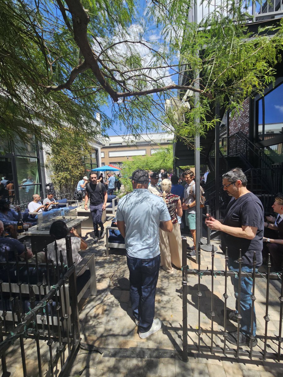 Big day and huge crowd at Tech Alley in Vegas!