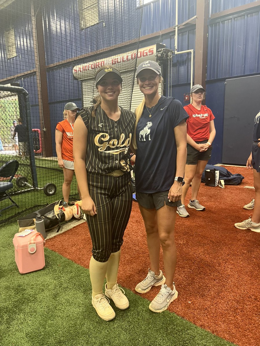 Kyla Head tweet media