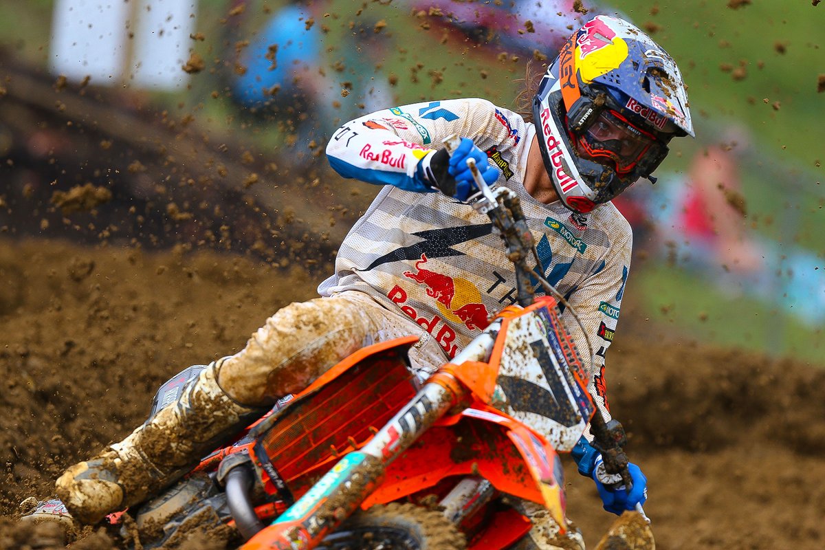 RMFantasySX's tweet photo. Here are the top 5 finishers and the Wild Card for Budds Creek-
1-Chase Sexton
2-Hunter Lawrence
3-Aaron Plessinger
4-Malcolm Stewart
5-Jason Anderson
W/C-Cullin Park
#rmfantasymx #promotocross https://t.co/u5vpBIrwqX