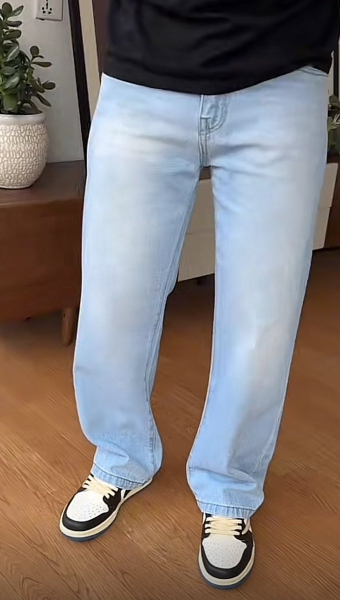 Donsarkcess's tweet photo. 4 denim jeans you need in your collection as a guy to look fly 👖 https://t.co/LrVlJmcWC5