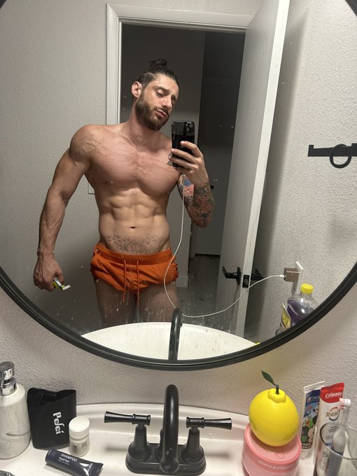 Being busy with work in August has definitely limited my gym gains this month but I&rsquo;m still getting it