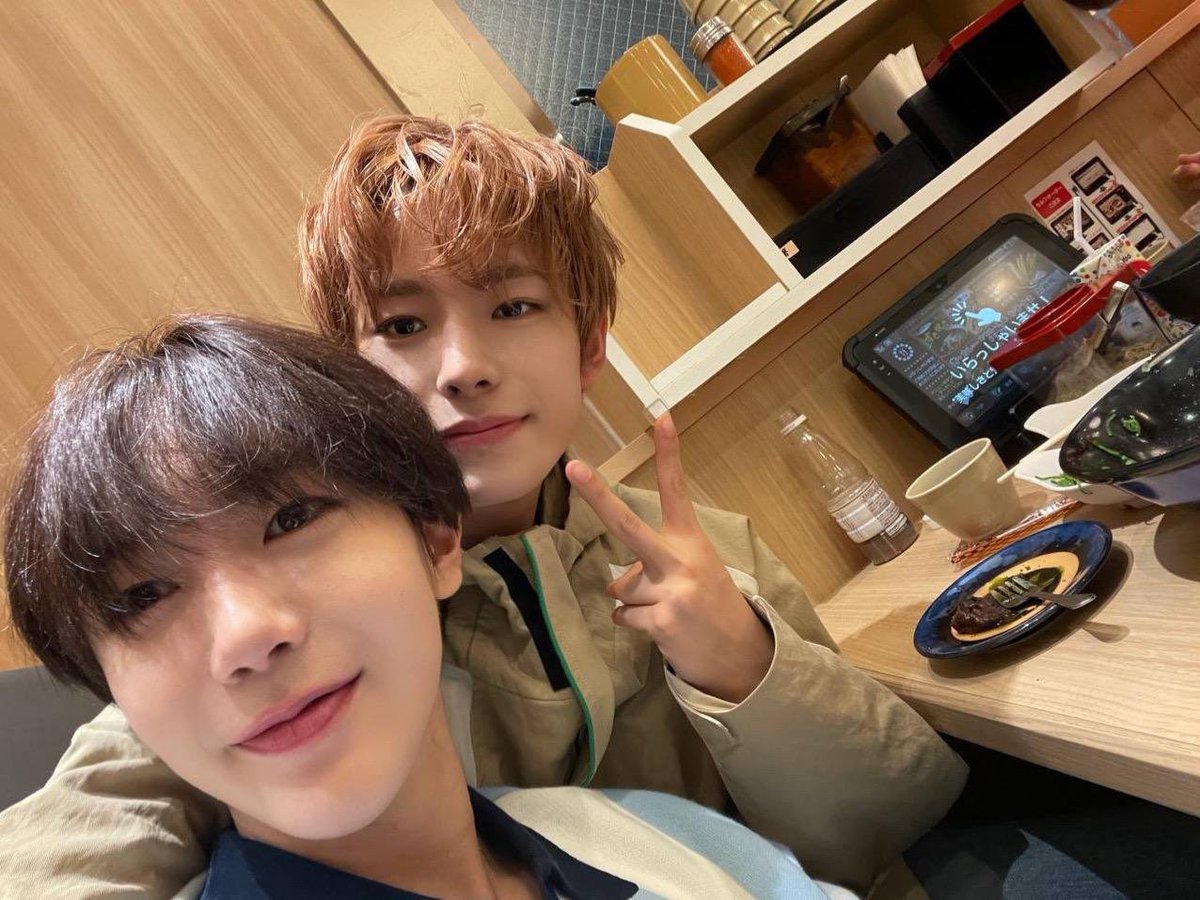 sweetenemylover's tweet photo. 의외로 절대 실망시키지 않는 한방의 꼴림이있는머리야
이 톤그로오렌지가 https://t.co/YX0FMYYgTF