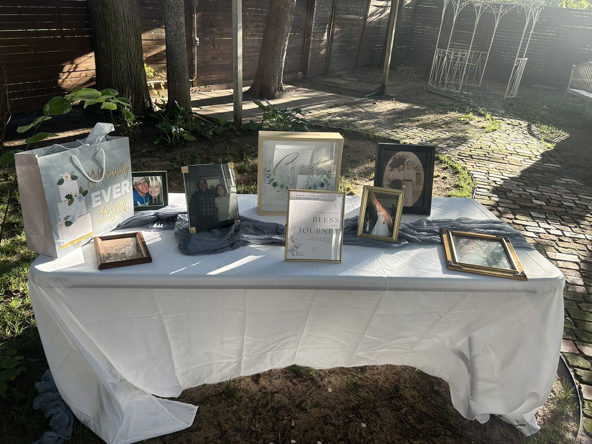 deeteebizz's tweet photo. Congratulations Zane and Maky Fanelli Willow Creek Mansion in Broken Arrow, OK 8-16-2024 #DJTBoneEntertainment https://t.co/hH4tBMDrAd