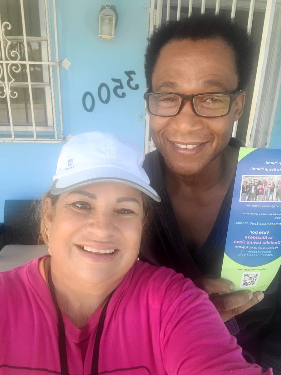 UNITEHERE_SoFla's tweet image. 3️⃣days until Miami’s Primary Election!
🗣️ We’re on the ground, ensuring that every vote counts for @MayorDaniella, @KeonHardemon, and @RaquelRegalado.
🗳️When we vote, we win!