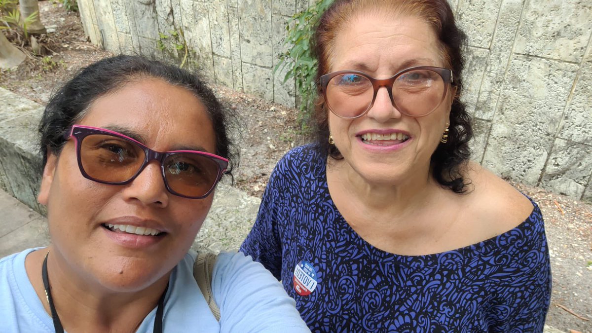 UNITEHERE_SoFla's tweet image. 3️⃣days until Miami’s Primary Election!
🗣️ We’re on the ground, ensuring that every vote counts for @MayorDaniella, @KeonHardemon, and @RaquelRegalado.
🗳️When we vote, we win!