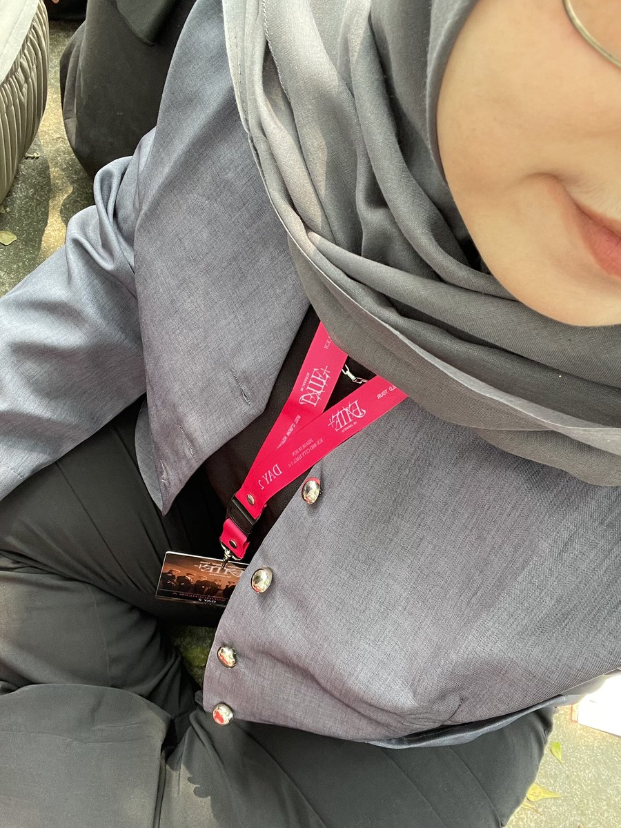 jeiveus's tweet photo. Kita mengemper sadja la https://t.co/8UBYbal7ca