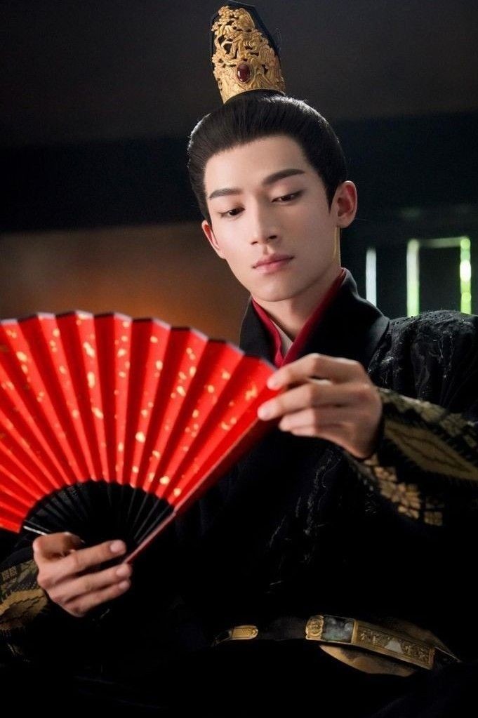 i_yu_mee's tweet photo. It's not just a fan , it has a fandom of its own! 🪭

#theDouble #DukeSu https://t.co/EEzlJQjz9k