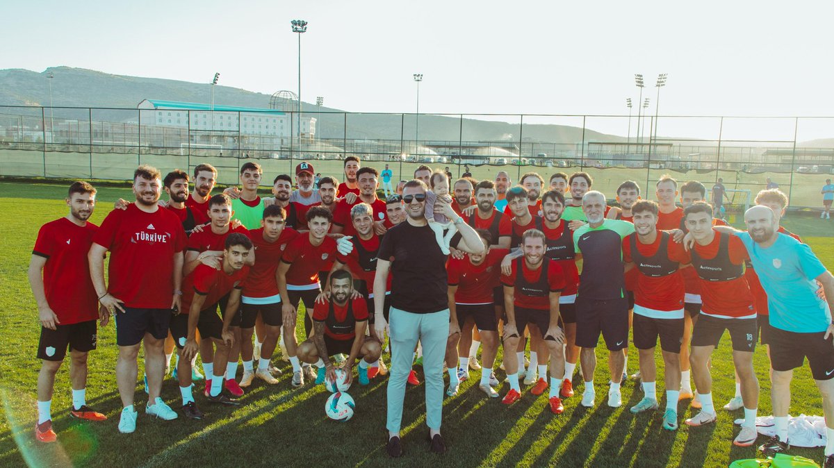 Sessizce sıkı çalışın bırakın başarı sesiniz olsun.
<a href="/kepezsporAS/">Kepezspor</a> 
<a href="/AltLiglerTR/">Alt Ligler</a> 
<a href="/TransferMerkez/">Transfer Merkezi ™</a>